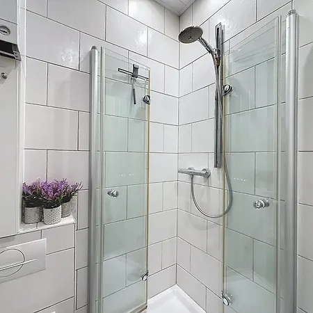 Daire Flat Blightbankhelling